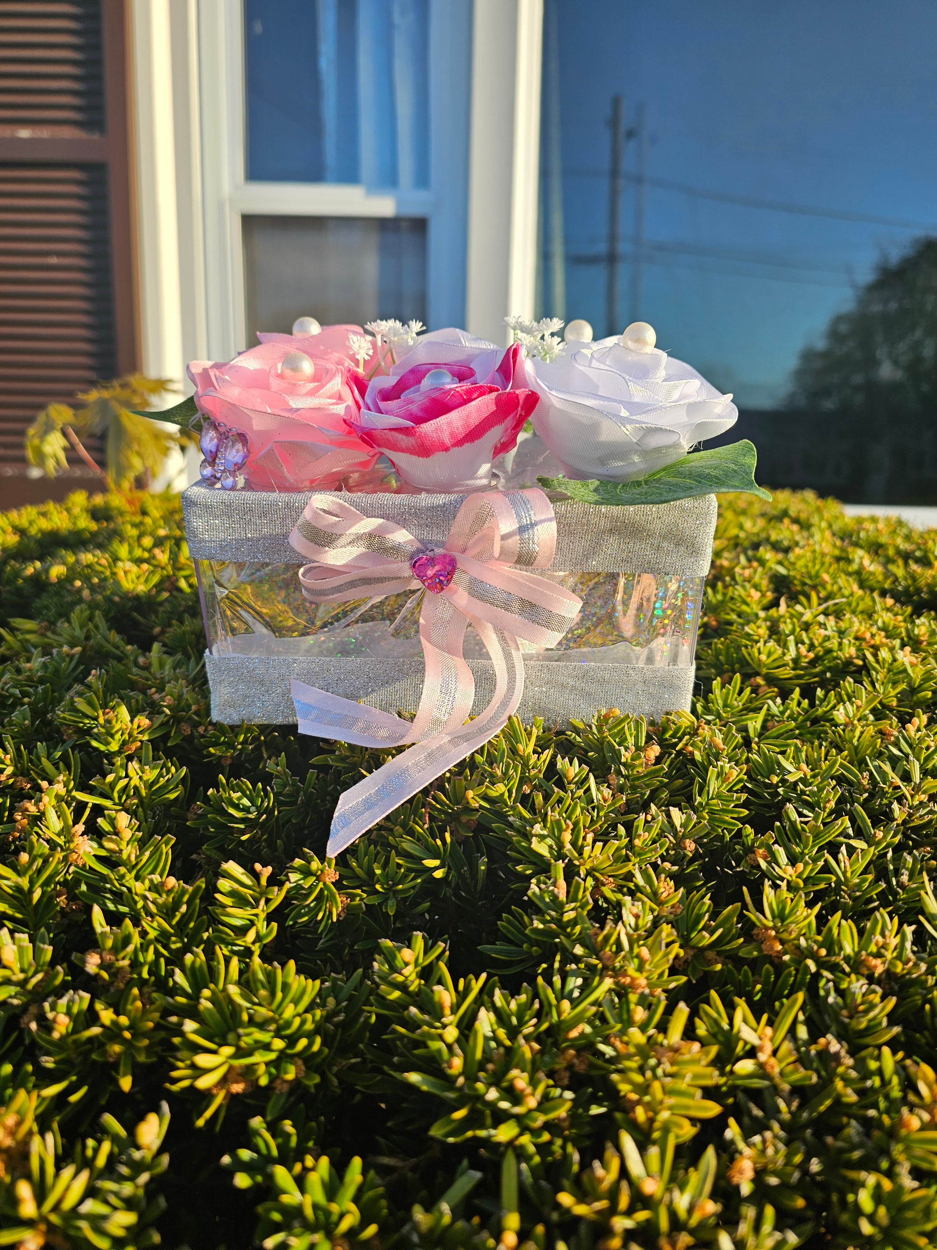 Cute Glitter Pink White Rose Decorative Box