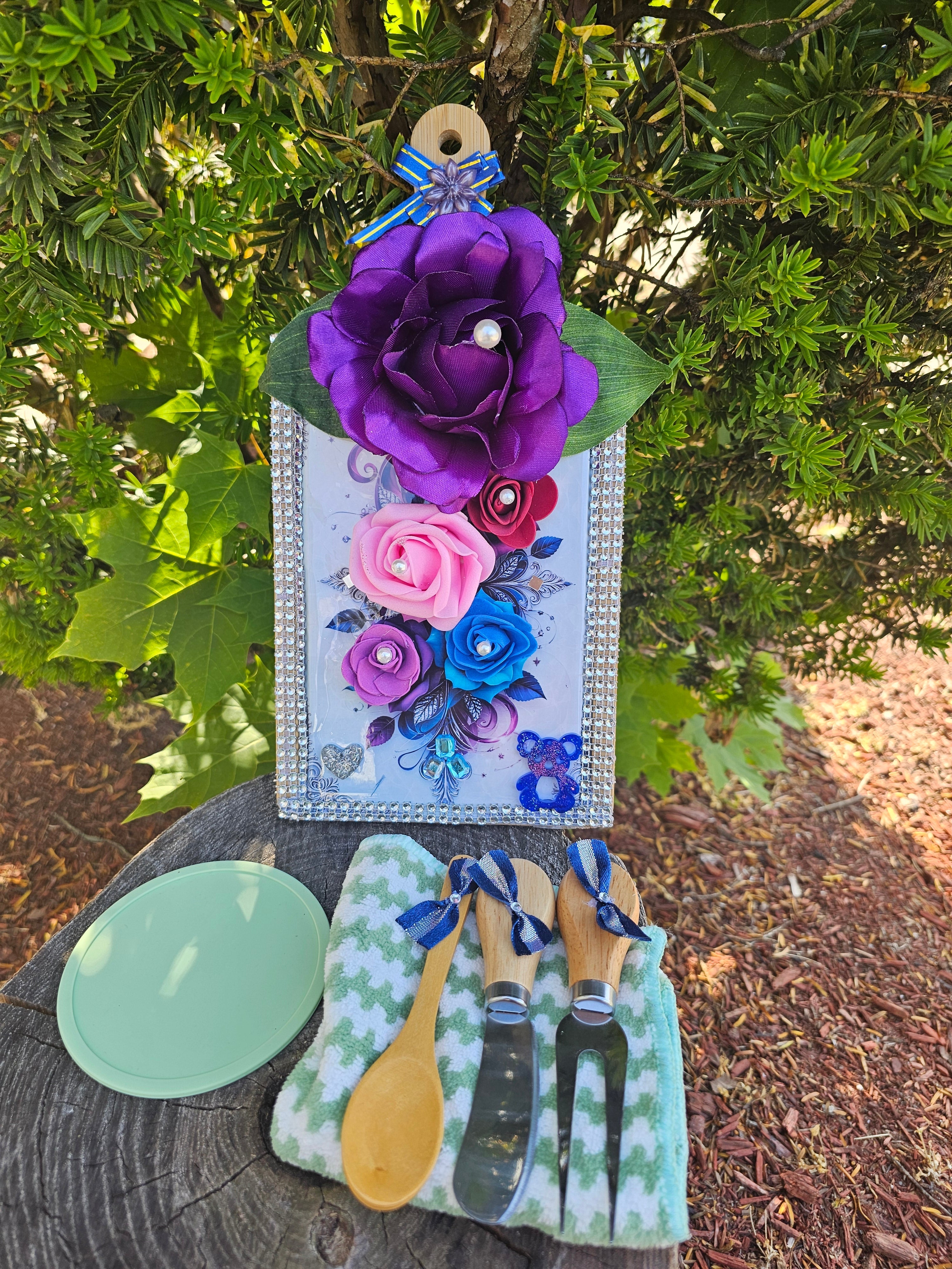 Gift Set - Decorative Board with Eternal Satin Ribbon & Foaming Flowers