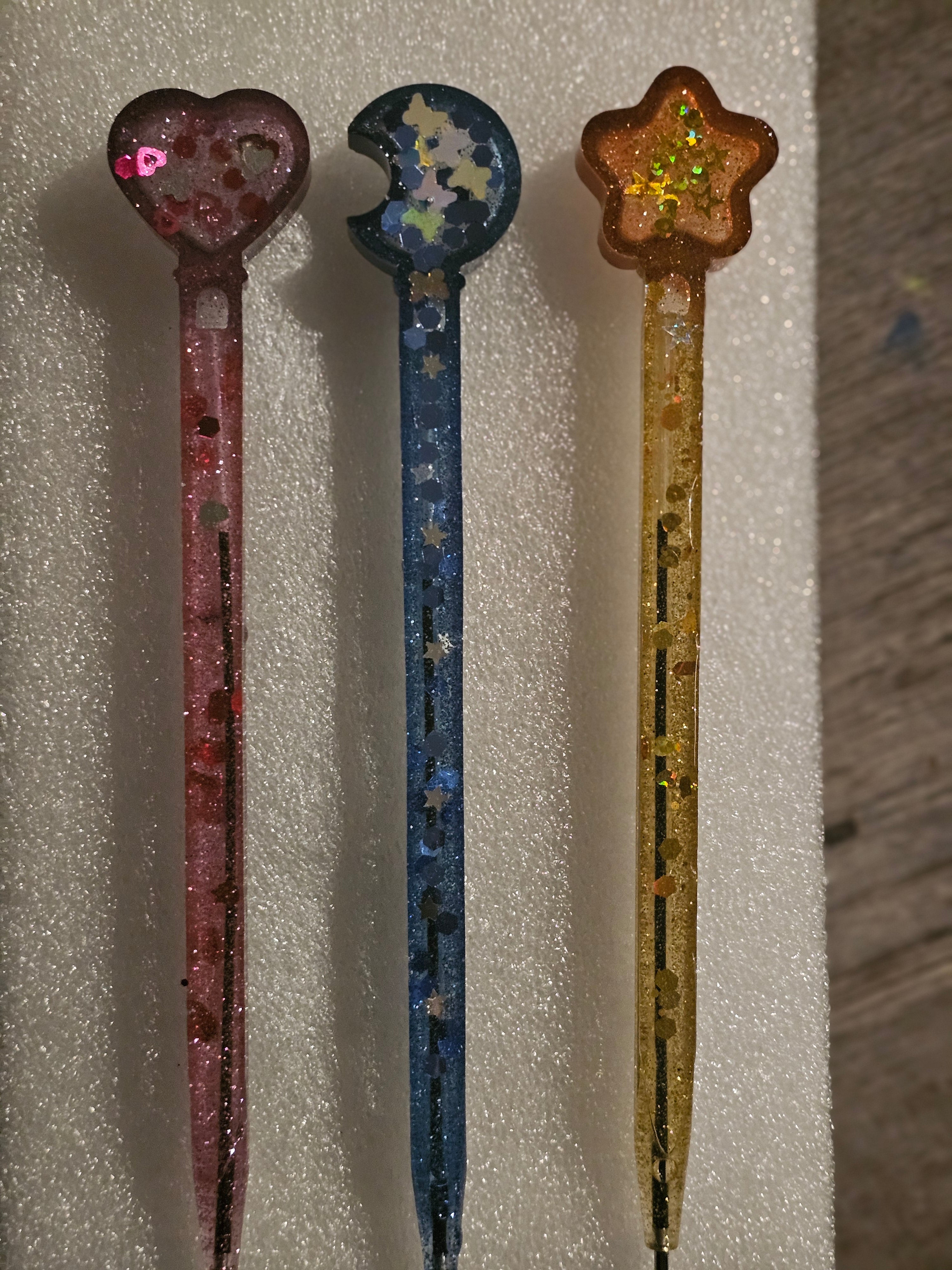 Pink Heart Resin Pen – Handcrafted Glitter Pen